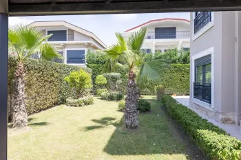 فلل فاخرة بتصاميم مذهلة  للبيع في بيليك ، تركيا